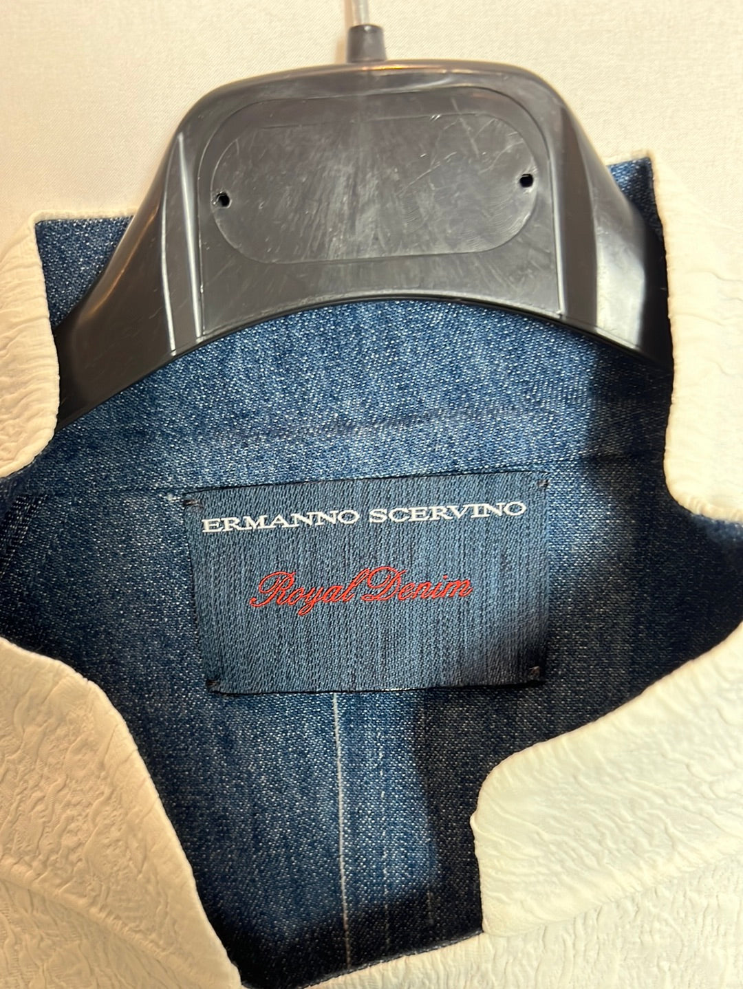 ERMANNO SCERVINO. Chaqueta blanca textura. T 44 (L)