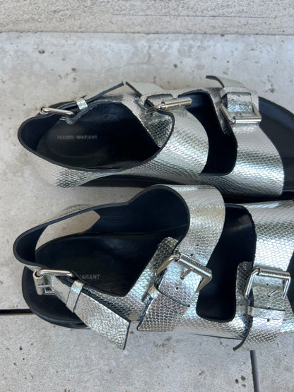 ISABEL MARANT. Sandalia hebillas plateada. T 39