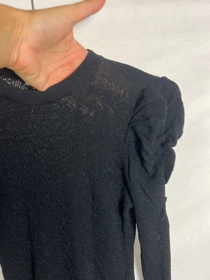 ZARA. Top punto negro calado manga fruncida. T S