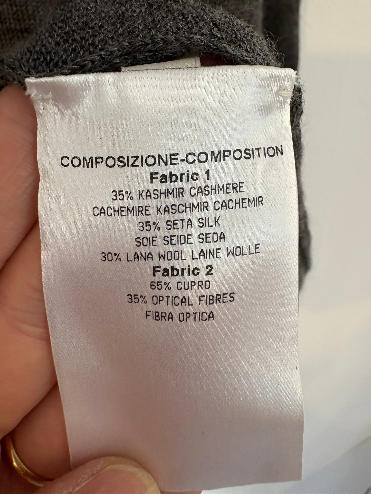 STELLA McCARTNEY. Contrast cashmere and silk sweater. T 40 (S/M)