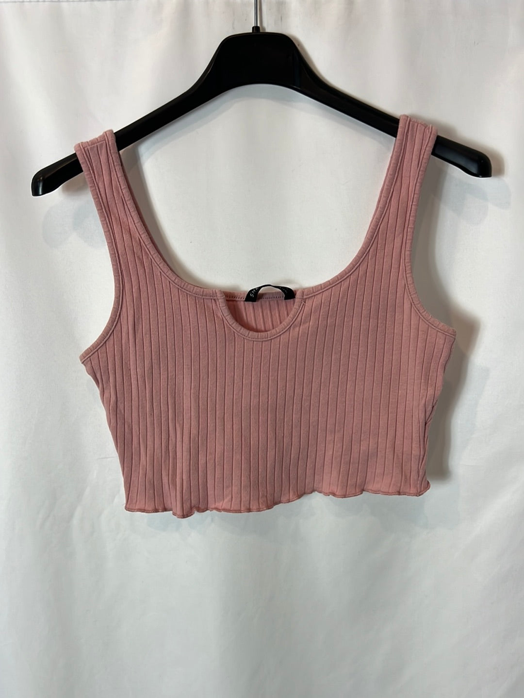 SHEIN. Pink ribbed crop top. T.S.