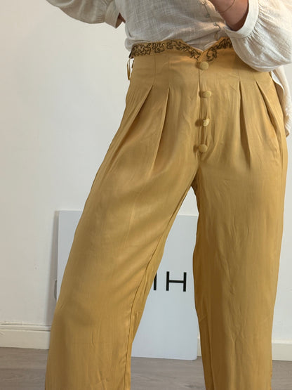 INTROPIA. Pantalón culotte abalorios T.36