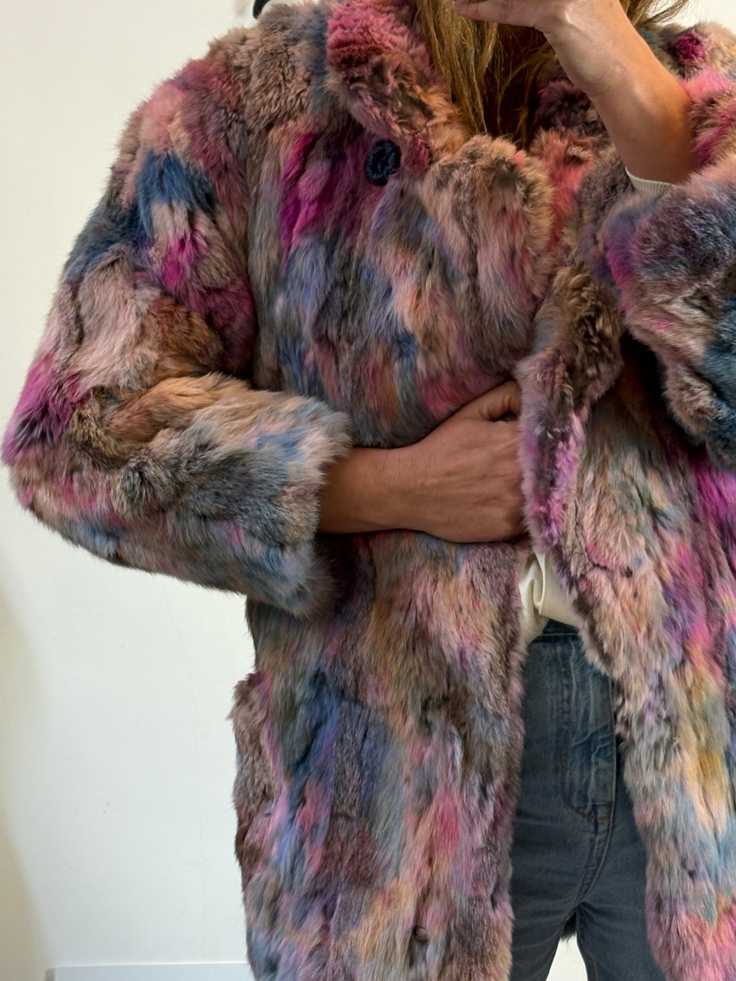 OTRAS. Abrigo pelo natural colores