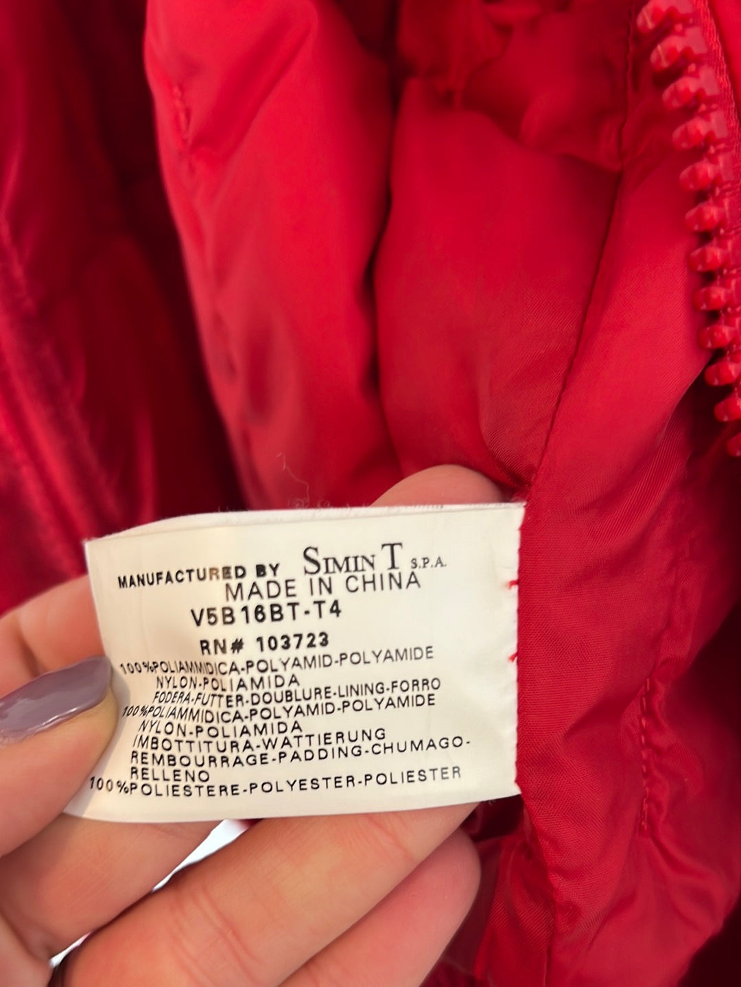 ARMANI JEANS. Chaqueta roja acolchada. T S