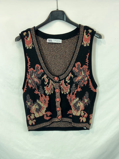 ZARA. Black top/vest with thread details Ts