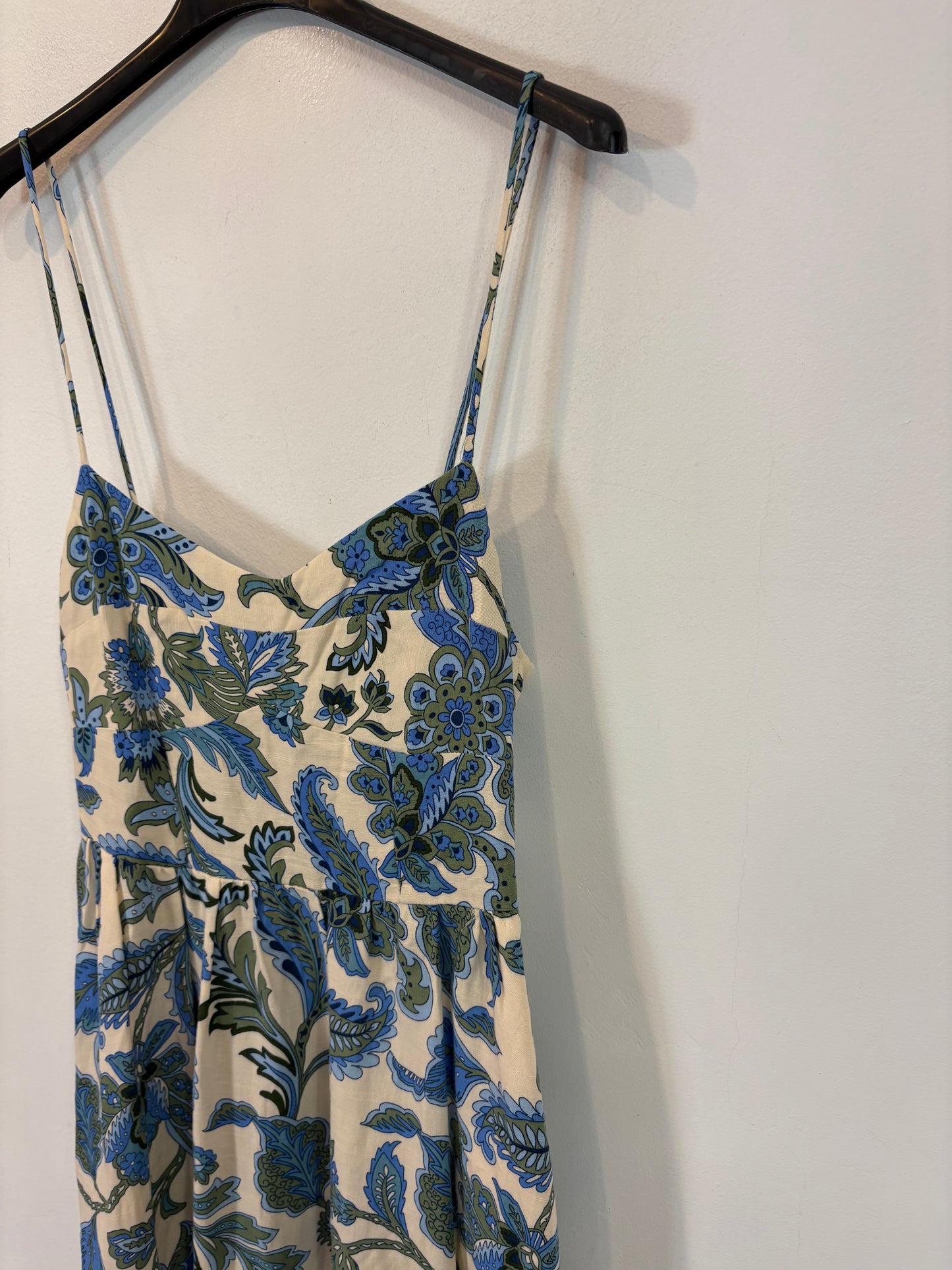 ZARA. Vestido midi estamapdo azules. T S