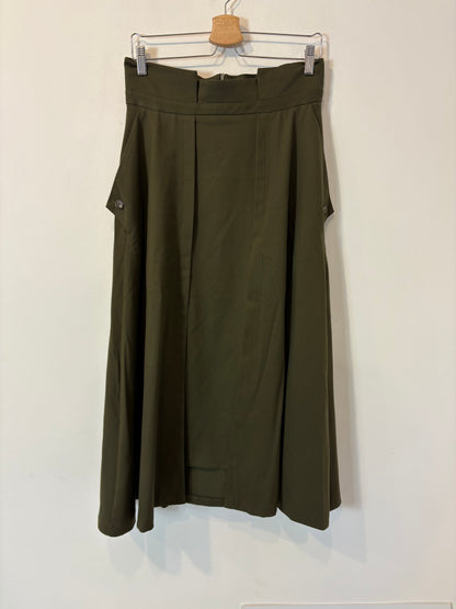 IQ COLLECTION. Falda midi verde bolsillos