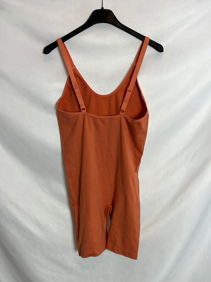 MANGO. Mono elastico naranja . T M