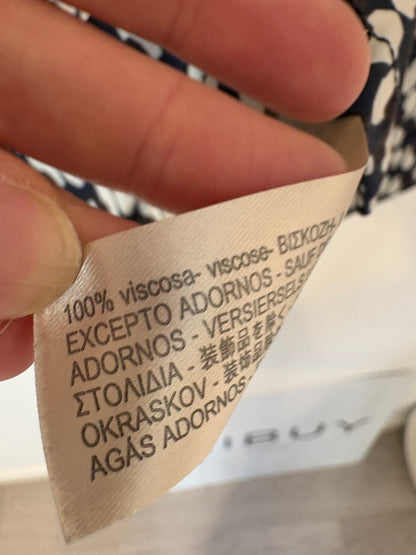 ZARA. Black stretch knit top. TL