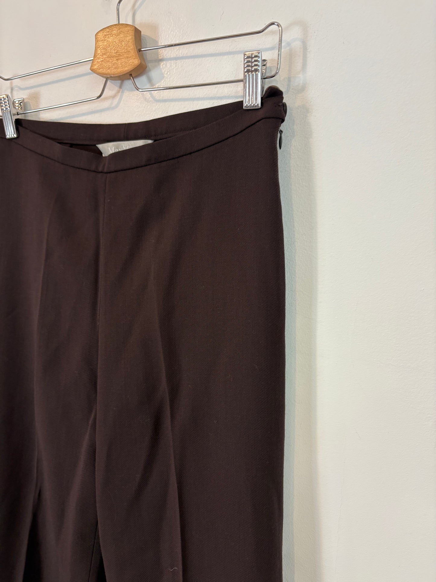 MAxMARA. Brown fluid wool trousers. Size 38