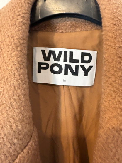 WILD PONY. Abrigo camel largo con lana