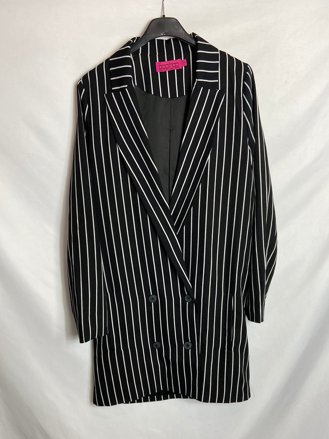 BOOHOO. Vestido/blazer negro rayas T.36