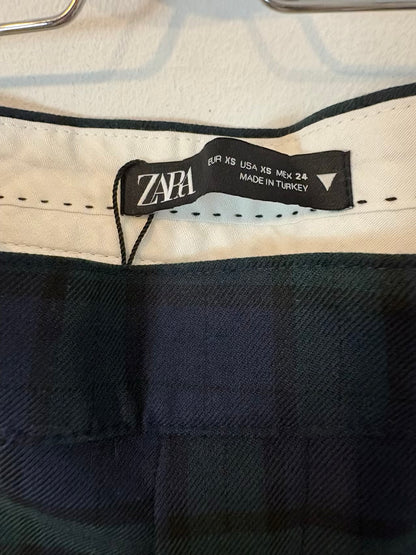ZARA. Pantalón de vestir cuadros