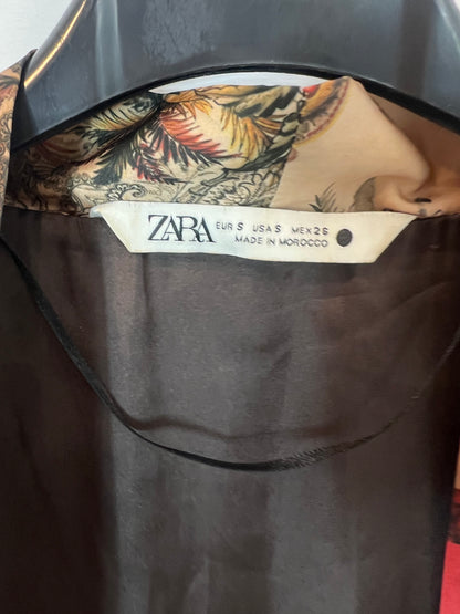 ZARA. Kimono fluido estampado T.s