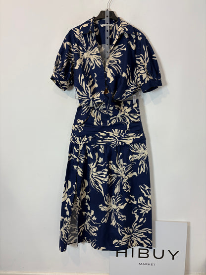 ZARA. Conjunto falda y blusa azul estampado