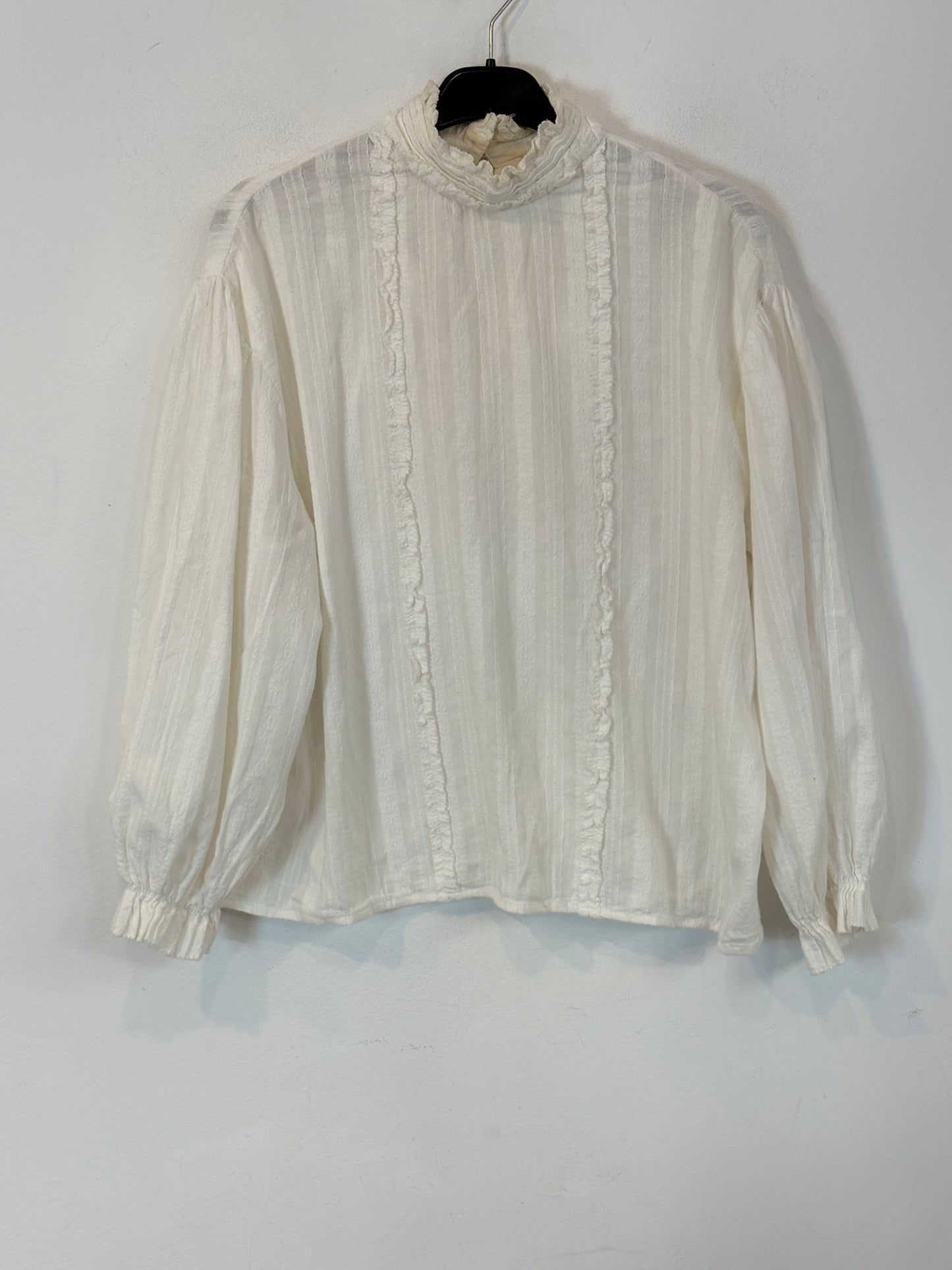 NÍCOLI. Blusa blanca bordados