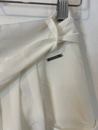 PEDRO DEL HIERRO. Flowy shorts, size 38