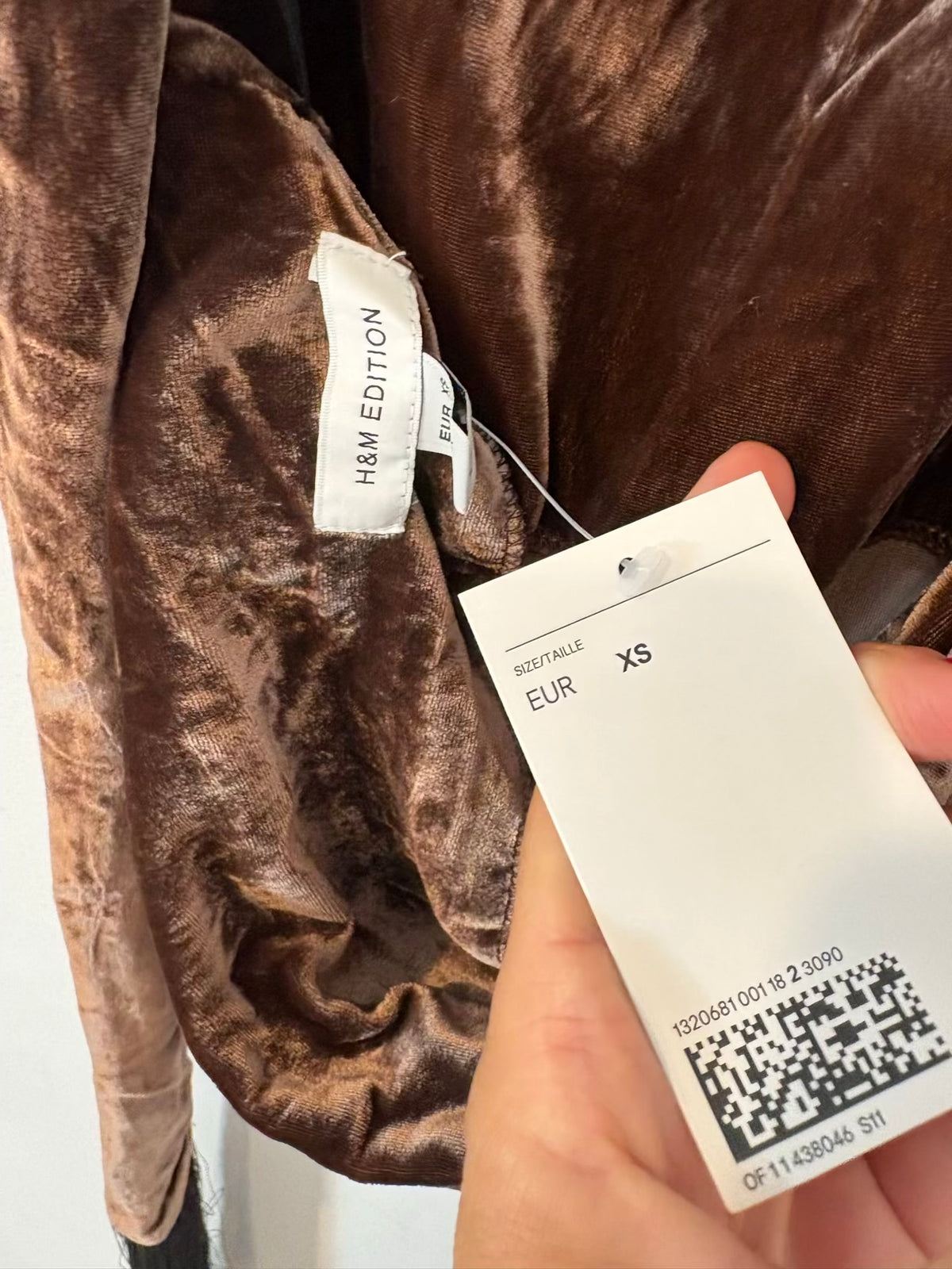 H&M STUDIO. Top terciopelo y flecos