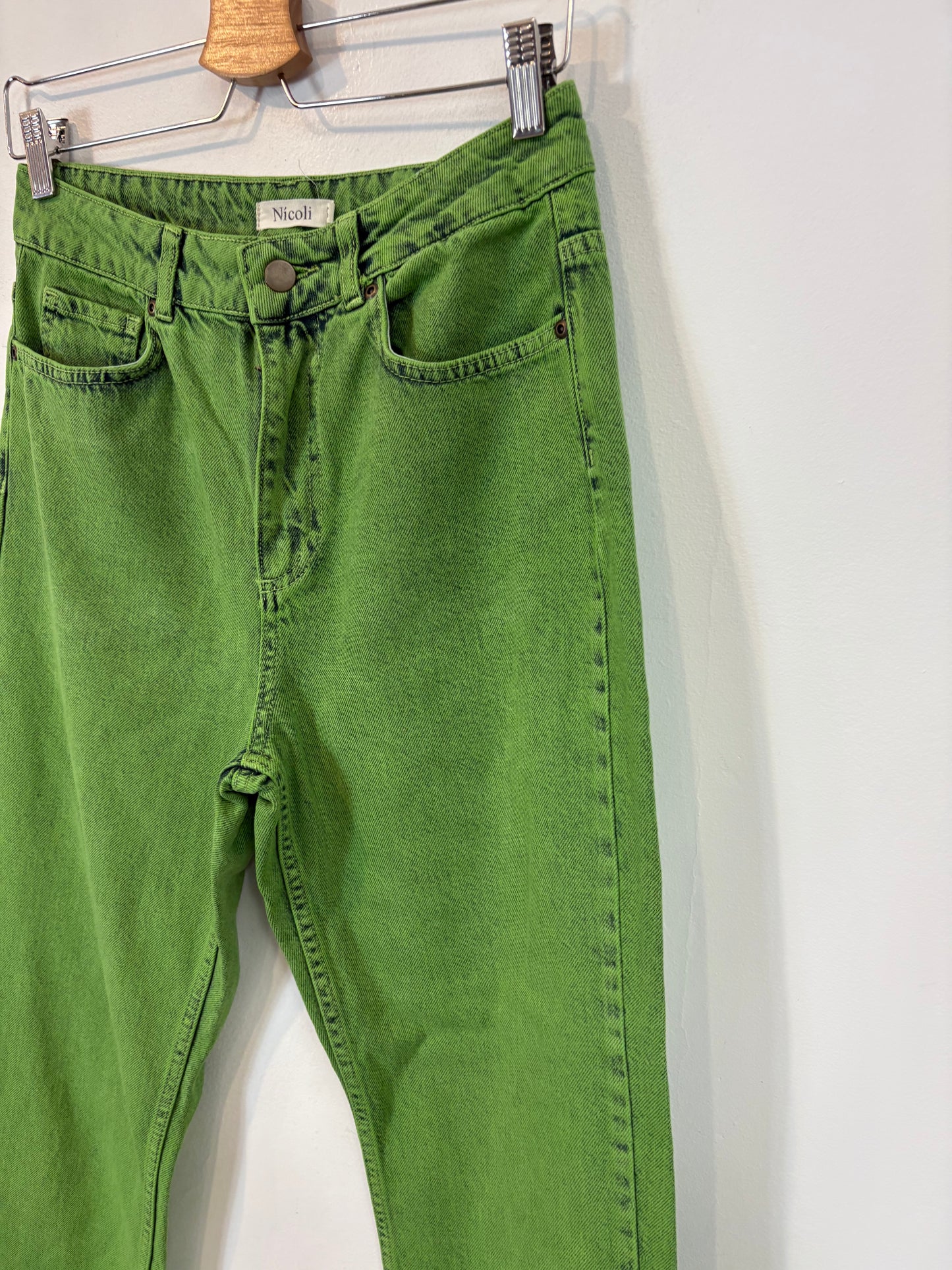 NICOLÍ. Denim recto verde