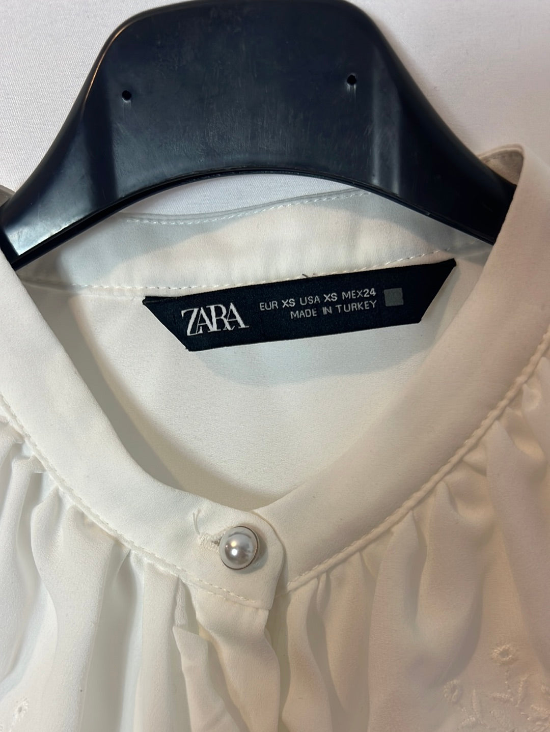 ZARA. White flowing blouse with ruffles. Size XS
