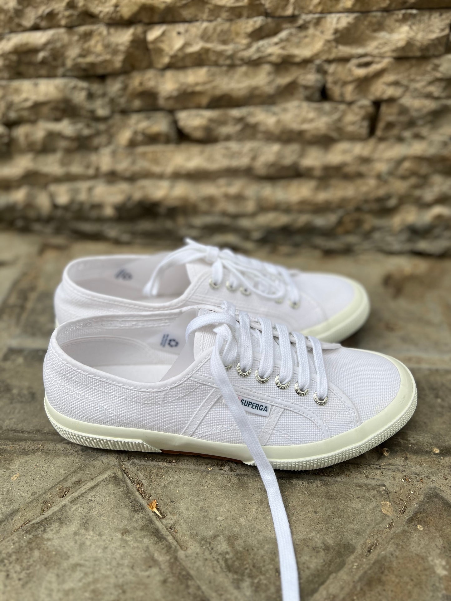 IMAN. White ribbed top Tm