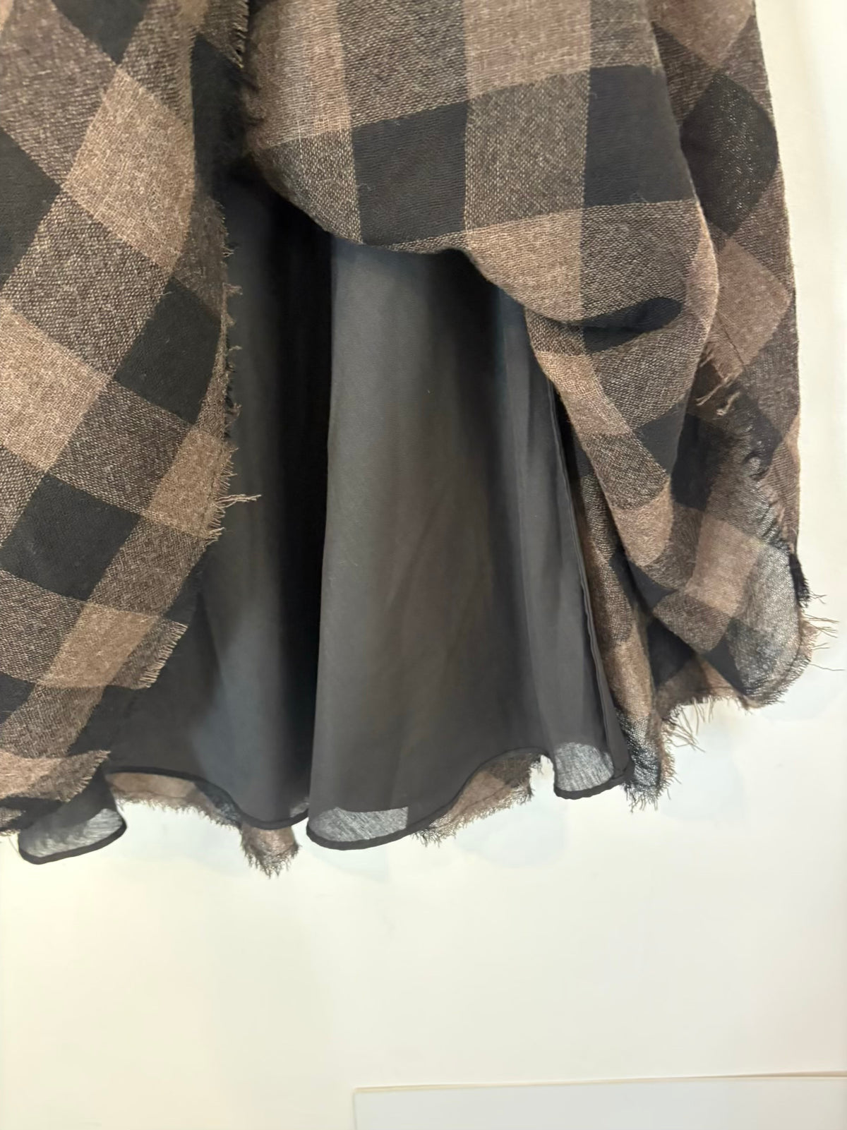 MASSIMO DUTTI. Falda asimétrica cuadros con lana