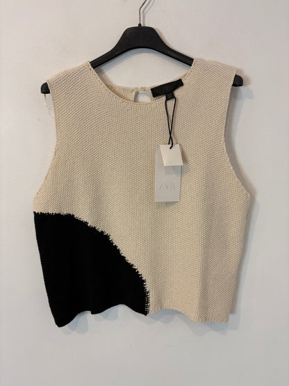 ZARA. Top punto bicolor