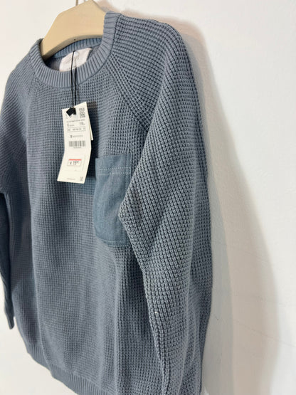 ZARA. Blue sweater with pocket detail. Size 6 years