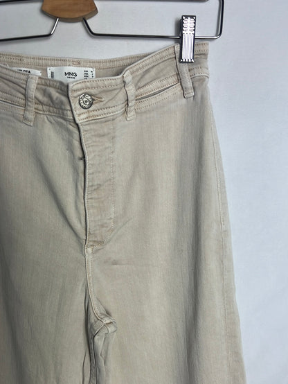 MANGO. Pantalón culotte beige . T 36