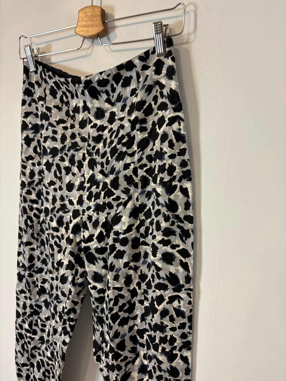 CARMEN MARCH. Pantalón fluido estamapdo