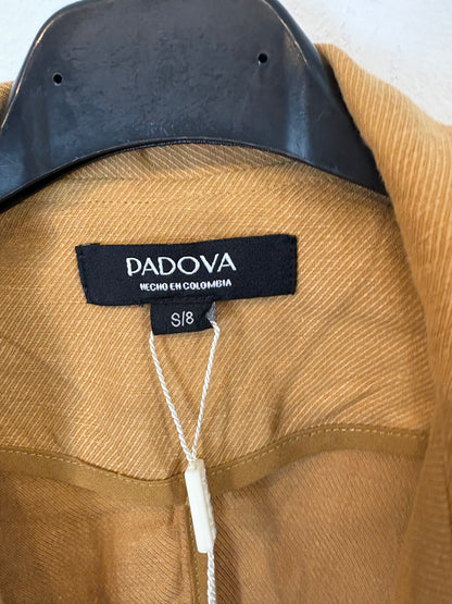 PADOVA. Textured camel jacket and trousers set. Size XS/S