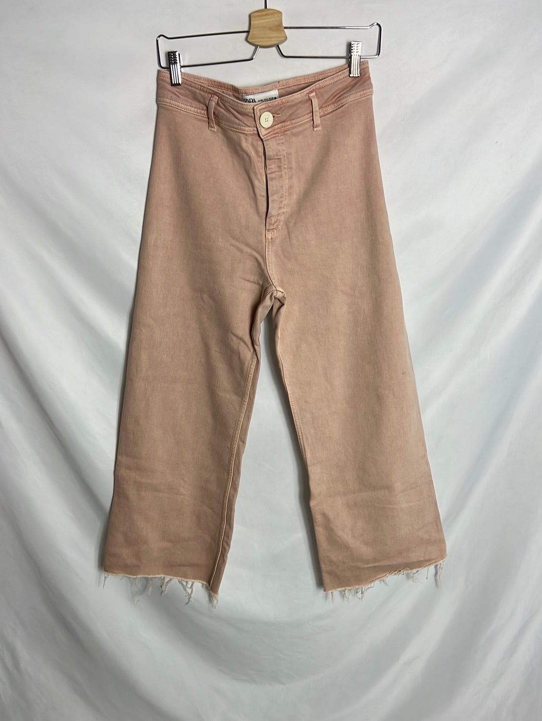 ZARA. Denim culotte rosa palo. T 38