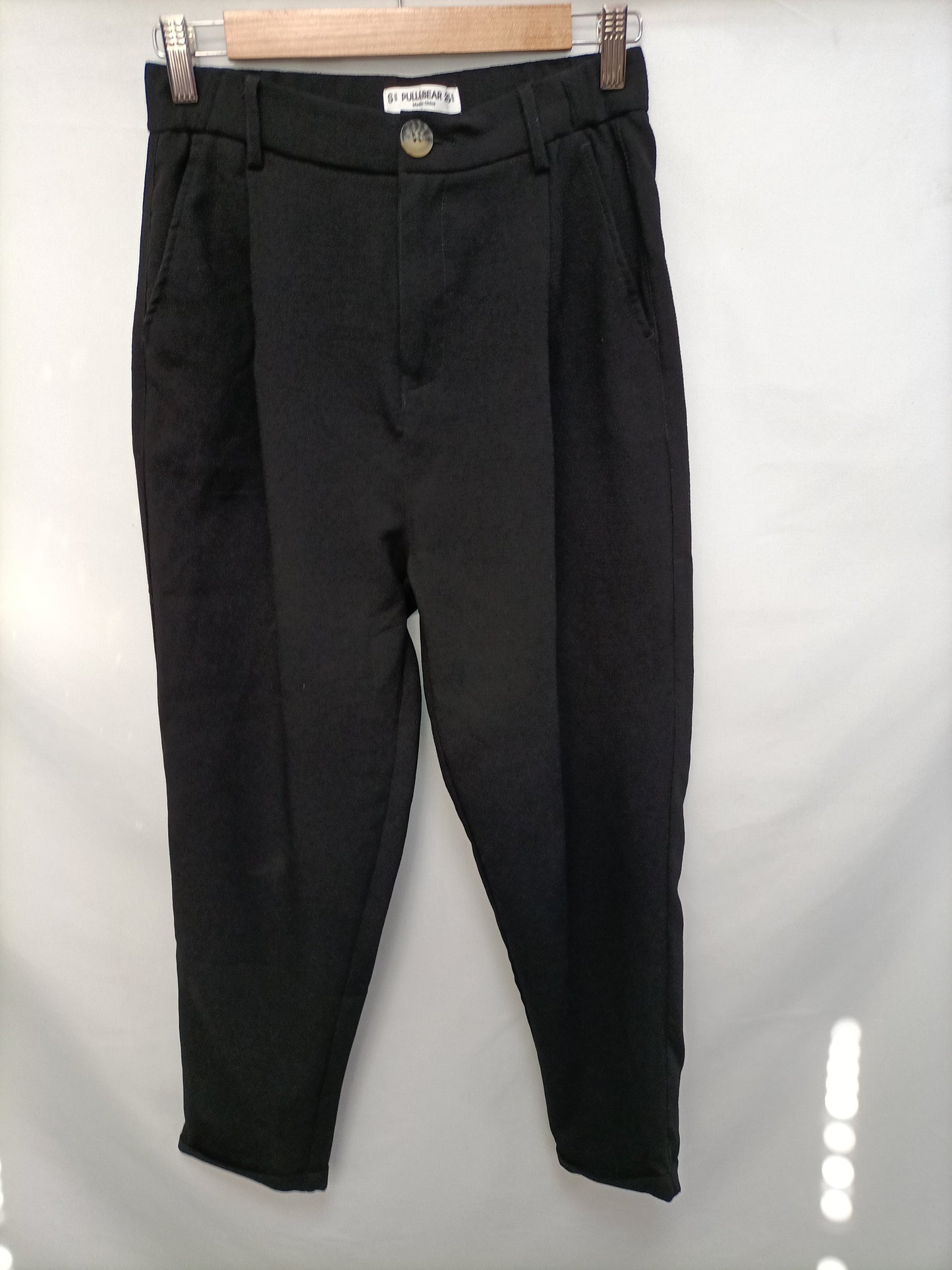 PULL&amp;BEAR. Flowy black Ts trousers