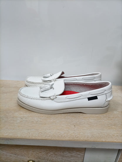 SEBAGO. Mocasines blancos  T.38