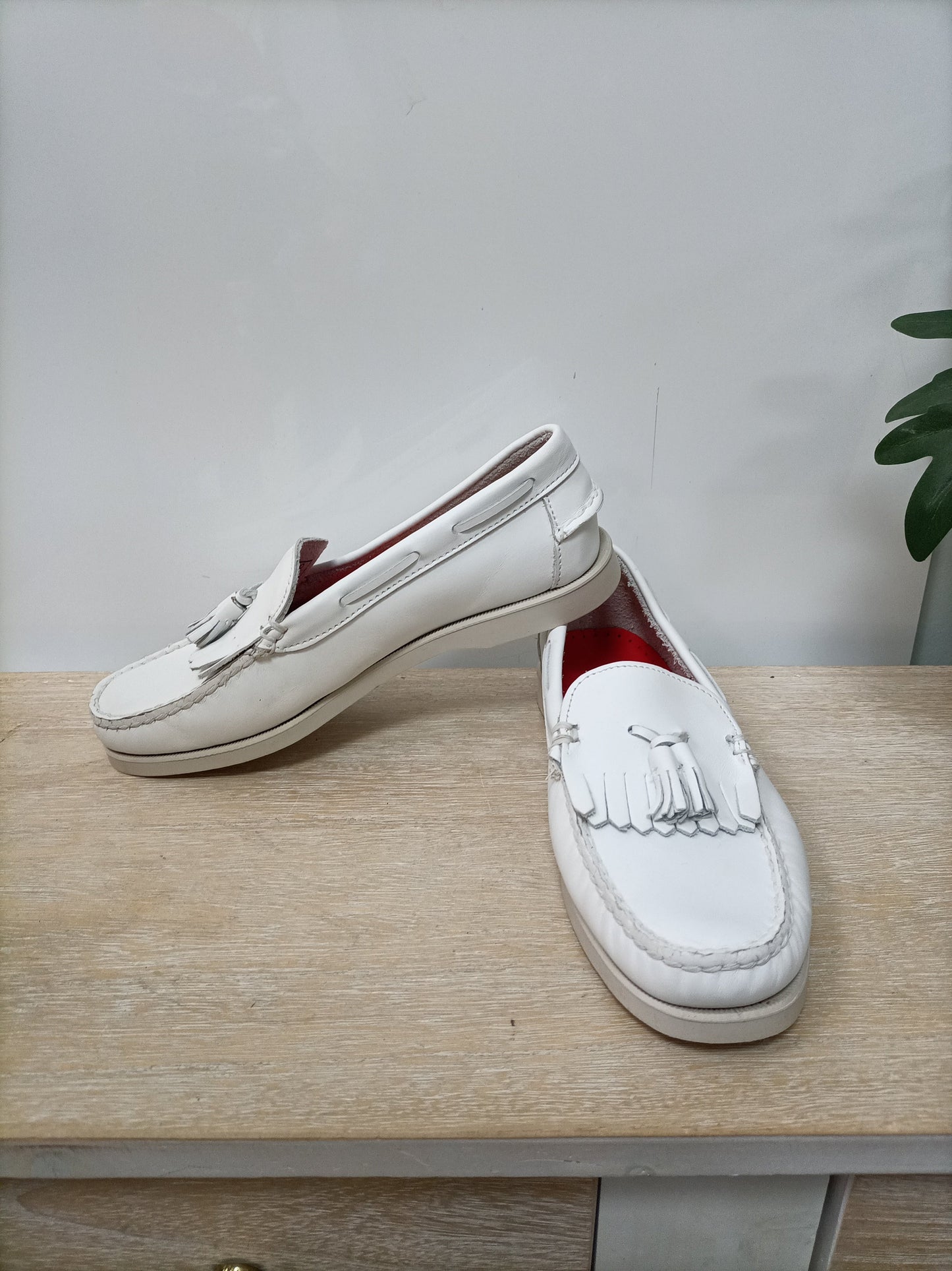 SEBAGO. Mocasines blancos  T.38