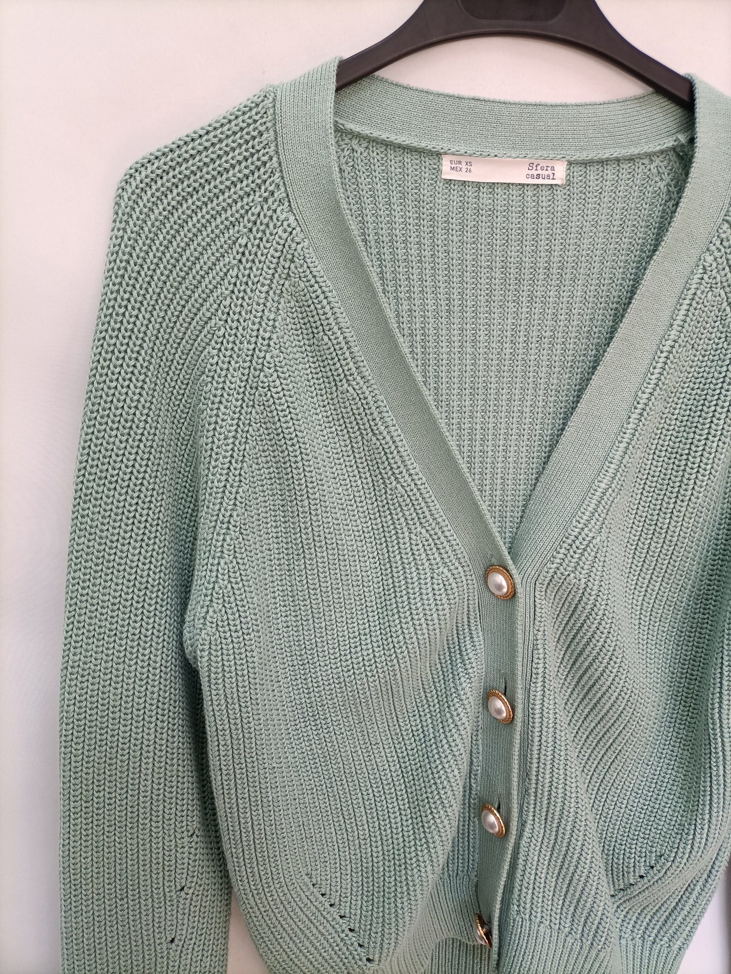 SFERA. Jersey verde botones T.xs