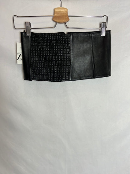 ZARA. Cinturón fajín piel cremallera. T S