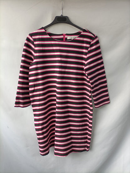 EASY WEAR. Striped burgundy dress. TL