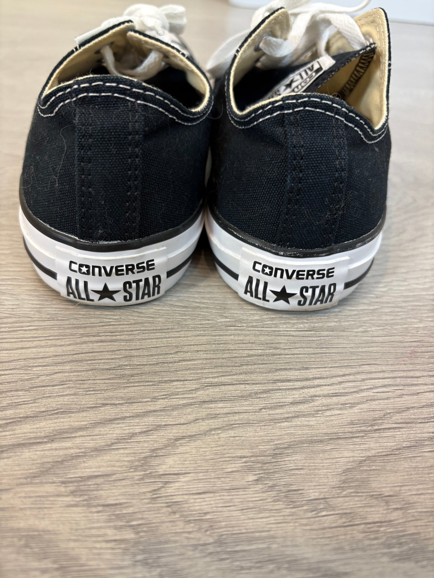 CONVERSE. Zapatilla clásica en negro. T 40