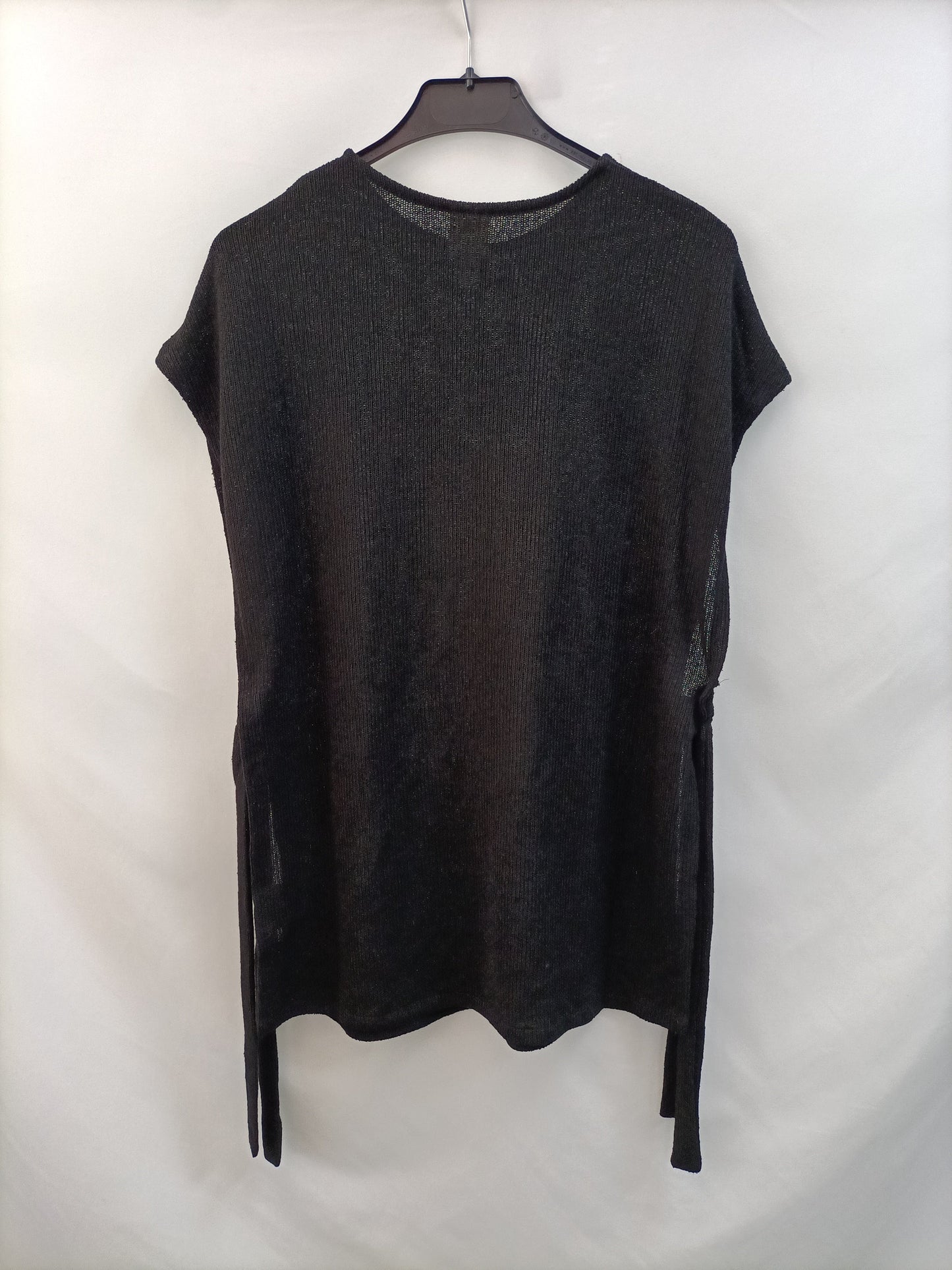 H&M. Top negro lazada T.xs
