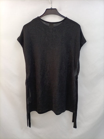 H&M. Top negro lazada T.xs