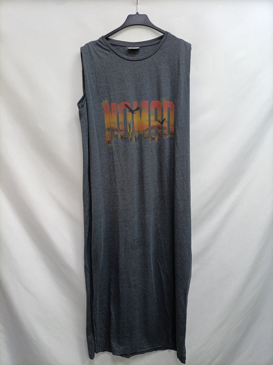 VILA. Long gray Ts dress