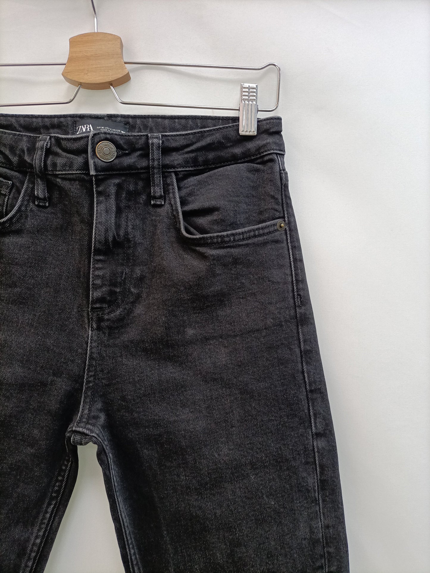 ZARA. Black denim trousers size 36