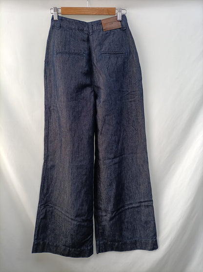 MVP WARDROBE. Pantalón denim ancho  T.38