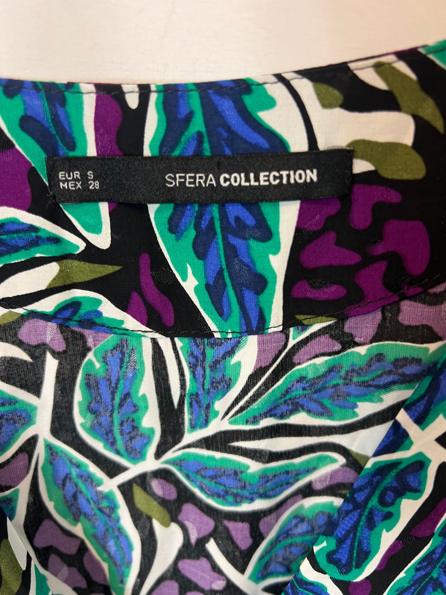 SFERA. Long printed Ts dress