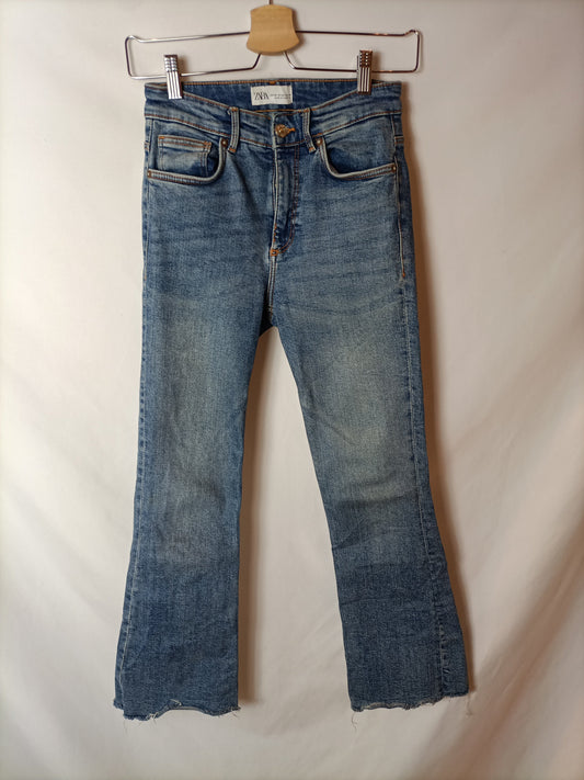 ZARA. Flared jeans size 36