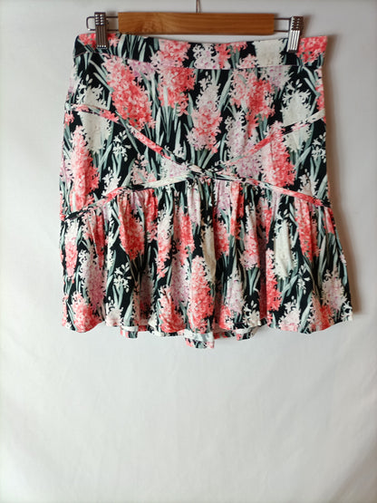 MAGNOLYA. Short floral skirt S.1(36)