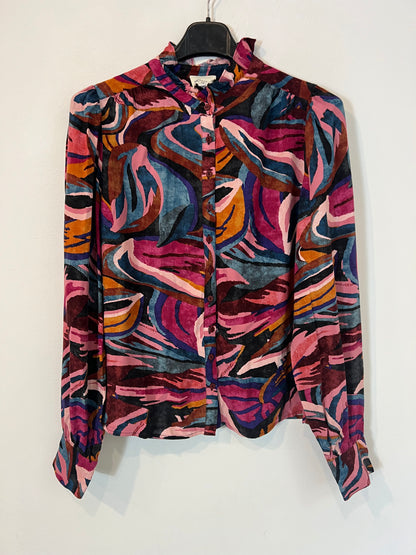 PETITE MENDIGOTE. Total look fluido estampado colores. T S