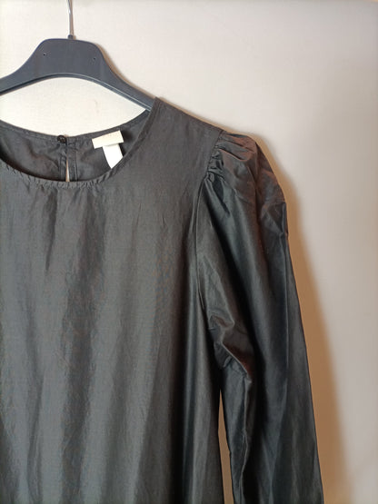 H&M. Vestido negro volante T.40
