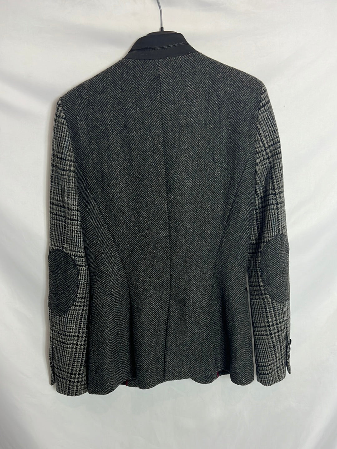 ZARA. Grey herringbone and check blazer. TXS(Tara)i